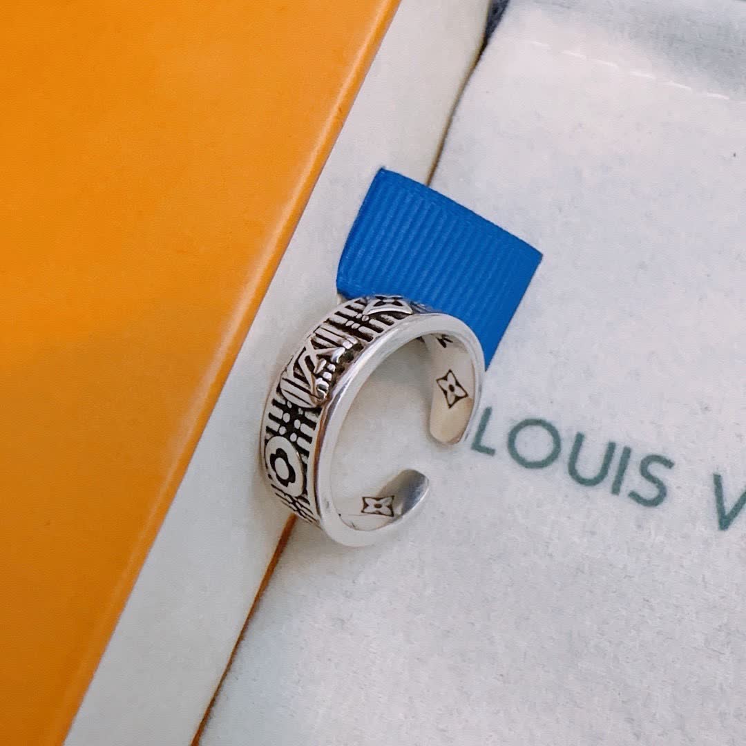 Louis Vuitton Silver Ring